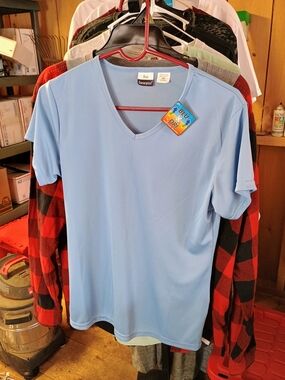 GENERATION Y Light Blue V-Neck Short Sleeve Tee Bin 10